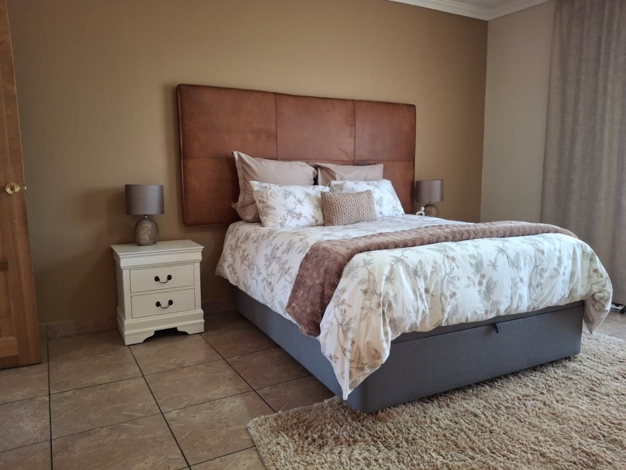 4 Bedroom Property for Sale in Sunair Park Gauteng