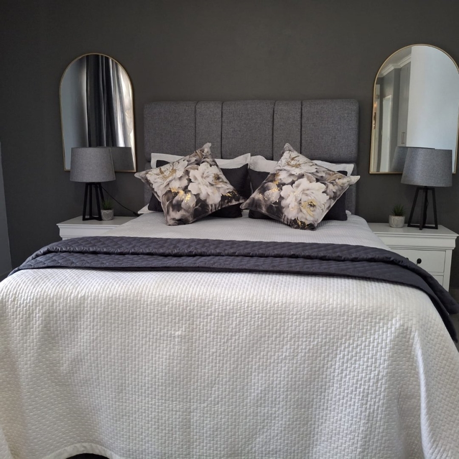 4 Bedroom Property for Sale in Sunair Park Gauteng
