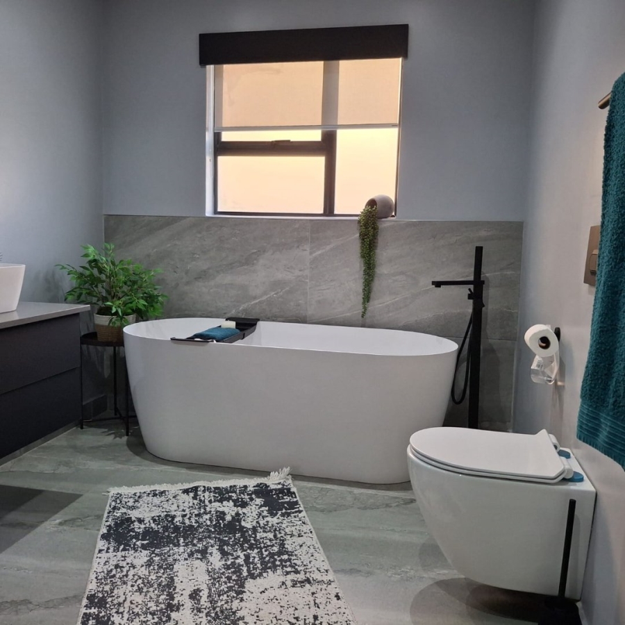 4 Bedroom Property for Sale in Sunair Park Gauteng