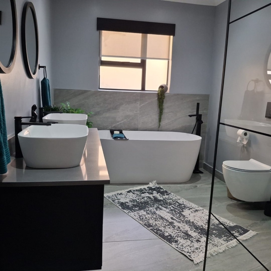 4 Bedroom Property for Sale in Sunair Park Gauteng