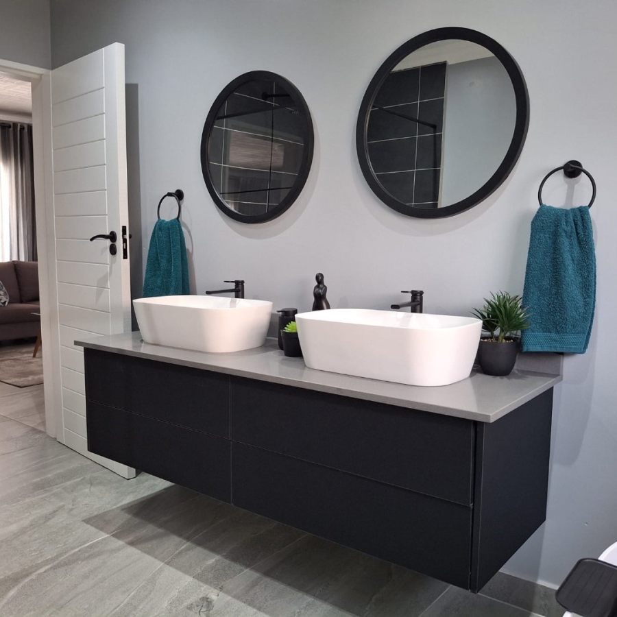 4 Bedroom Property for Sale in Sunair Park Gauteng