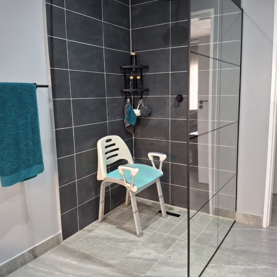 4 Bedroom Property for Sale in Sunair Park Gauteng