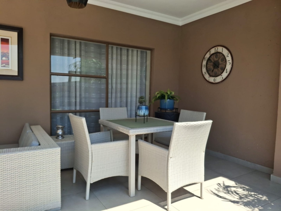 4 Bedroom Property for Sale in Sunair Park Gauteng