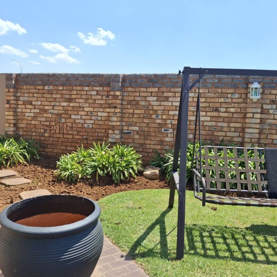 4 Bedroom Property for Sale in Sunair Park Gauteng
