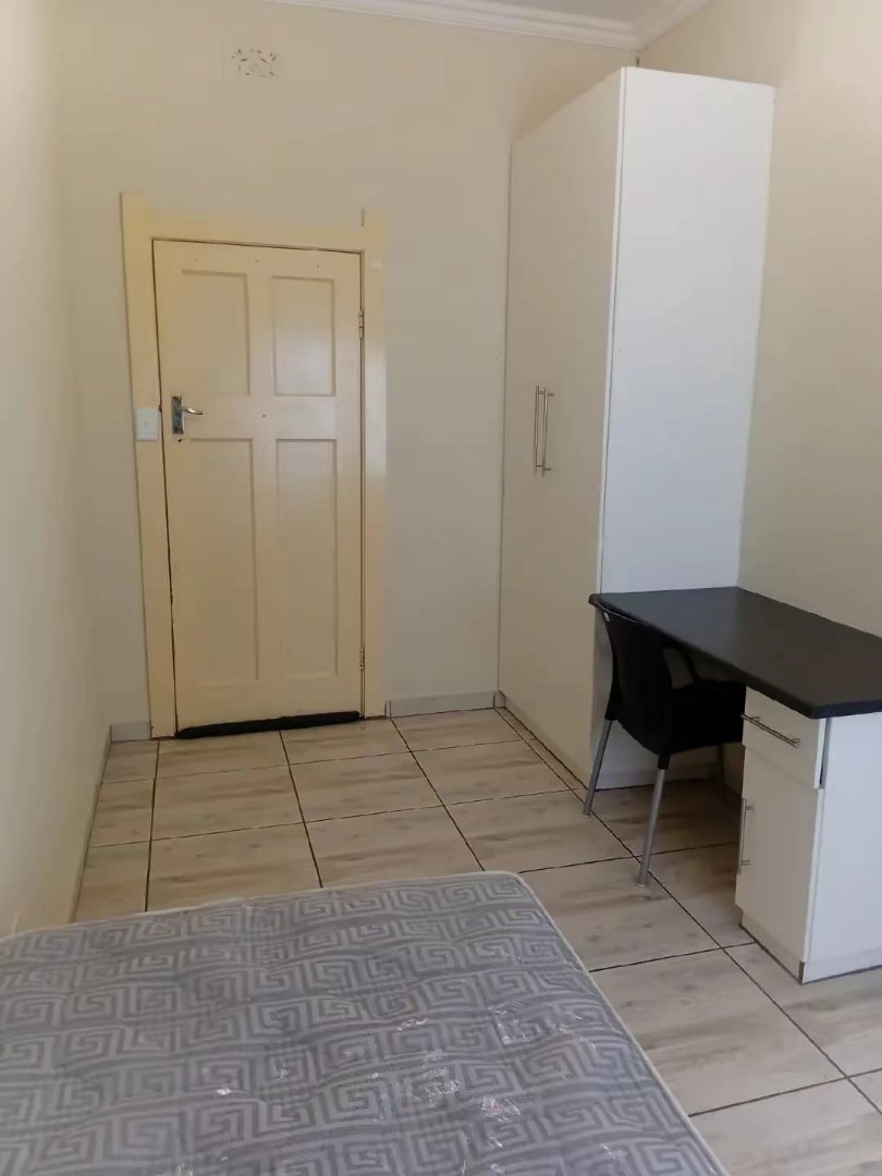  Bedroom Property for Sale in Brixton Gauteng