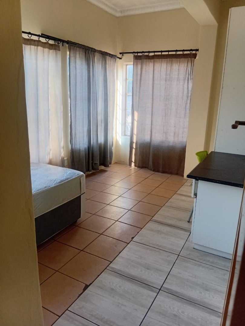  Bedroom Property for Sale in Brixton Gauteng