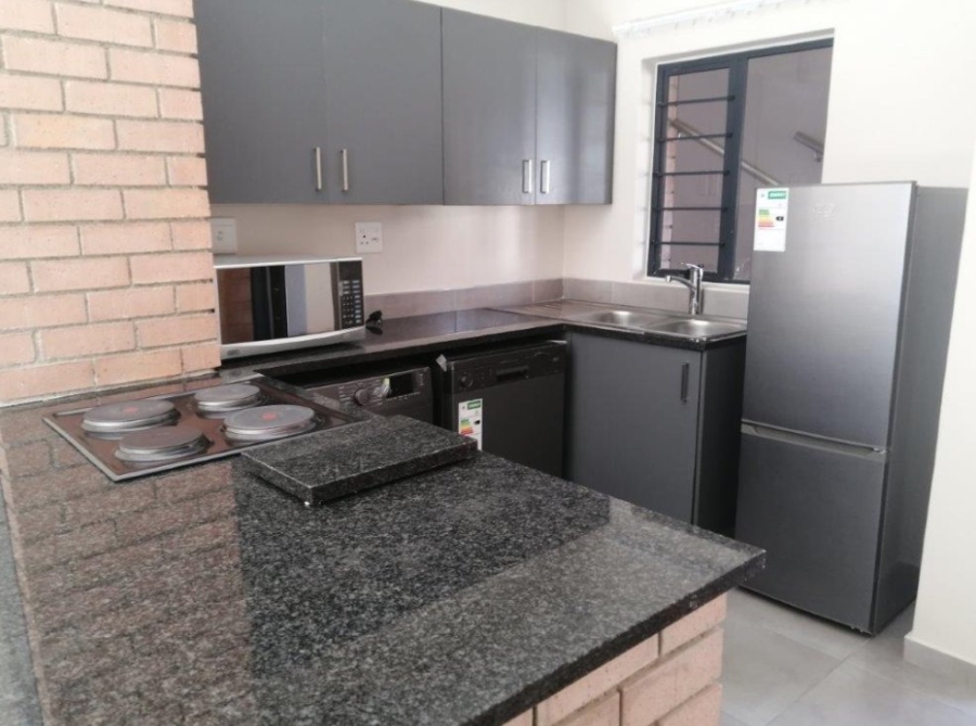 To Let 2 Bedroom Property for Rent in Vorna Valley Gauteng