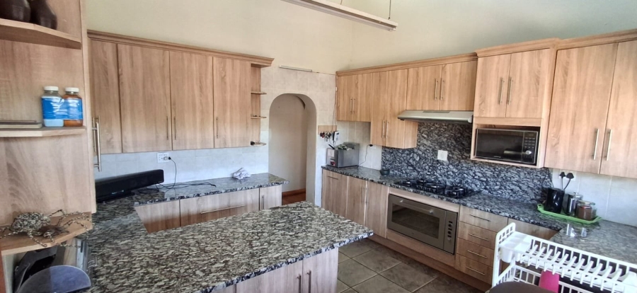 4 Bedroom Property for Sale in Pretoria Gardens Gauteng