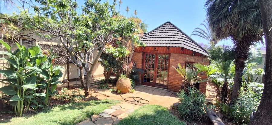 4 Bedroom Property for Sale in Pretoria Gardens Gauteng