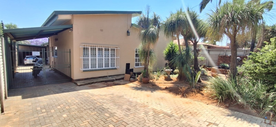 4 Bedroom Property for Sale in Pretoria Gardens Gauteng