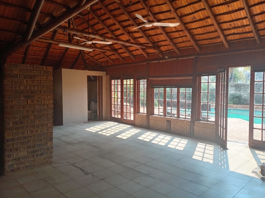 4 Bedroom Property for Sale in Pretoria Gardens Gauteng