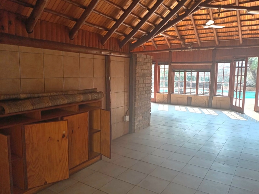 4 Bedroom Property for Sale in Pretoria Gardens Gauteng