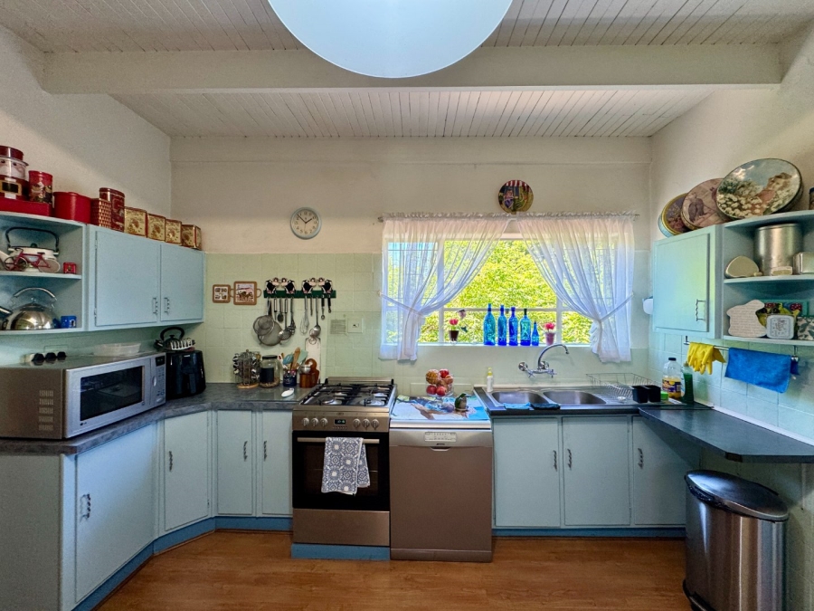 6 Bedroom Property for Sale in Lyttelton Manor Gauteng