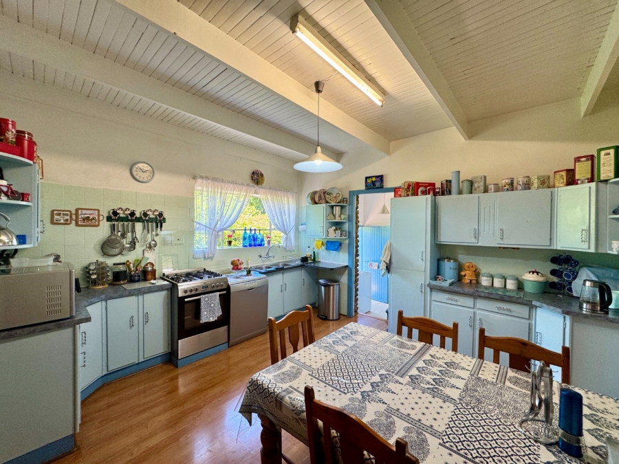 6 Bedroom Property for Sale in Lyttelton Manor Gauteng