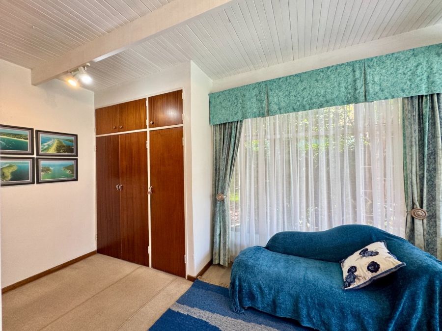 6 Bedroom Property for Sale in Lyttelton Manor Gauteng