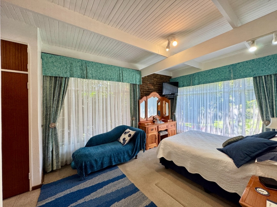 6 Bedroom Property for Sale in Lyttelton Manor Gauteng