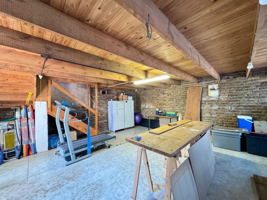 6 Bedroom Property for Sale in Lyttelton Manor Gauteng