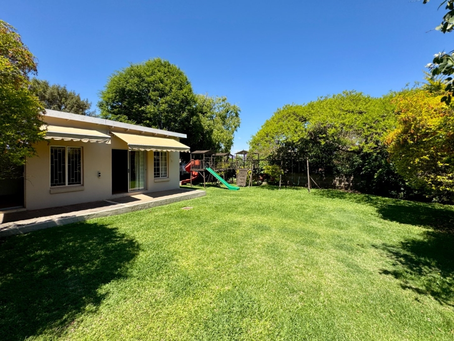 6 Bedroom Property for Sale in Lyttelton Manor Gauteng
