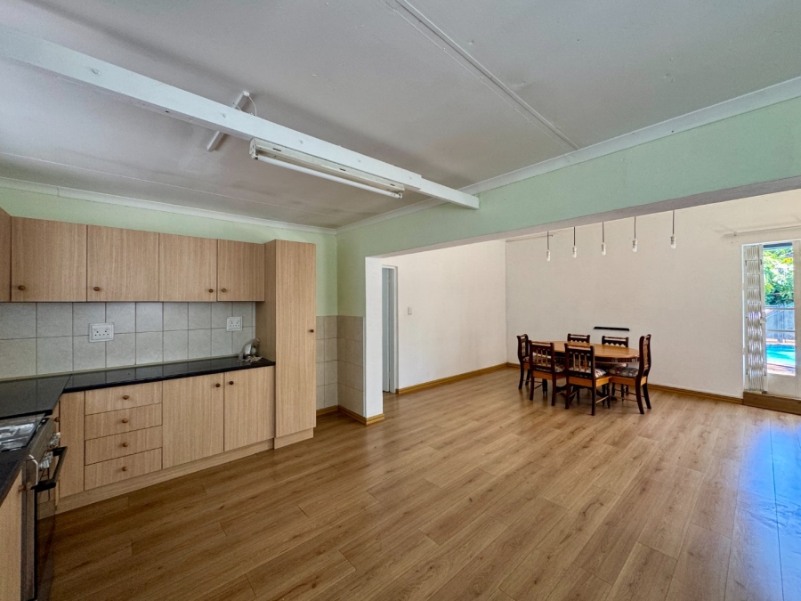 6 Bedroom Property for Sale in Lyttelton Manor Gauteng