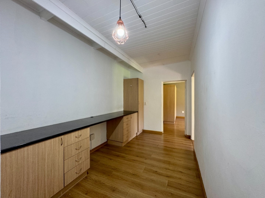 6 Bedroom Property for Sale in Lyttelton Manor Gauteng