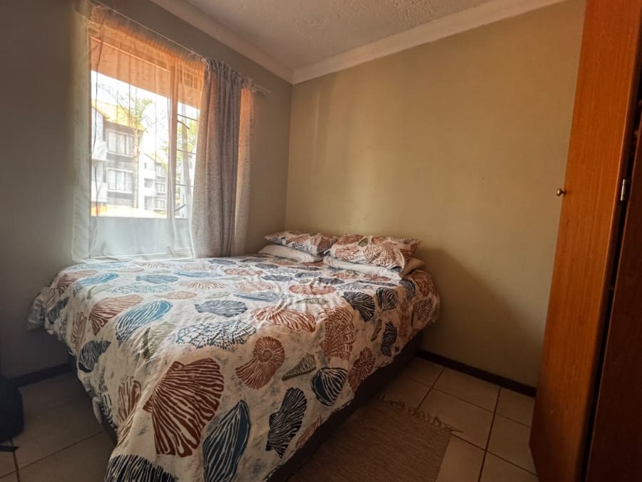 2 Bedroom Property for Sale in Erand Gardens Gauteng
