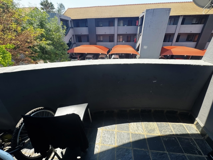 2 Bedroom Property for Sale in Erand Gardens Gauteng