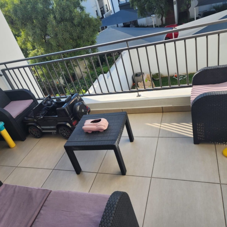 3 Bedroom Property for Sale in Greenstone Hill Gauteng