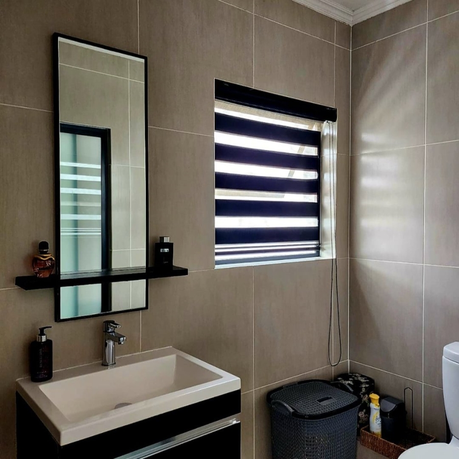 3 Bedroom Property for Sale in Greenstone Hill Gauteng