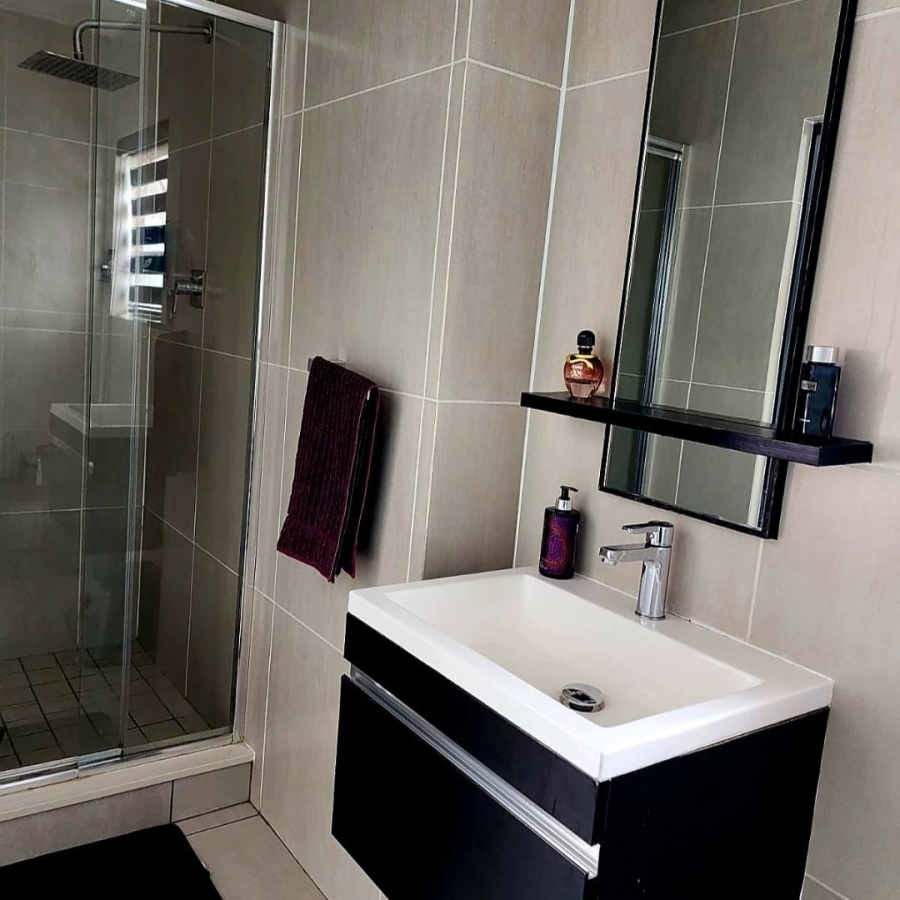3 Bedroom Property for Sale in Greenstone Hill Gauteng