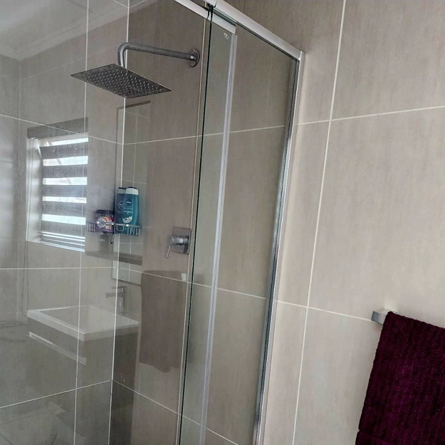 3 Bedroom Property for Sale in Greenstone Hill Gauteng