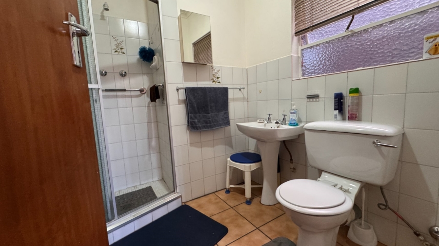 2 Bedroom Property for Sale in Three Rivers Gauteng