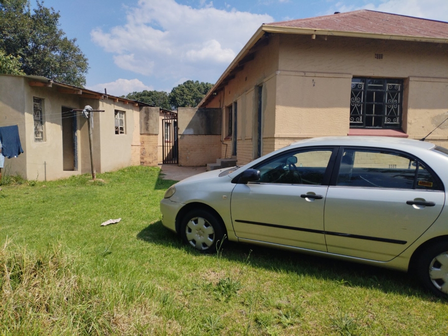 4 Bedroom Property for Sale in Selection Park Gauteng