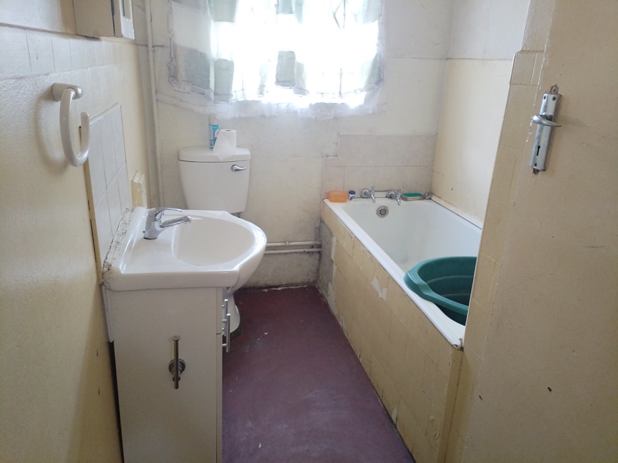4 Bedroom Property for Sale in Selection Park Gauteng