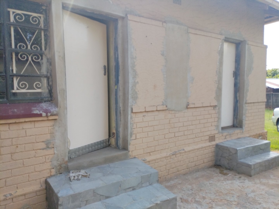 4 Bedroom Property for Sale in Selection Park Gauteng