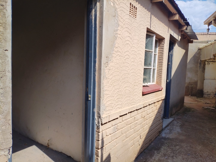 4 Bedroom Property for Sale in Selection Park Gauteng