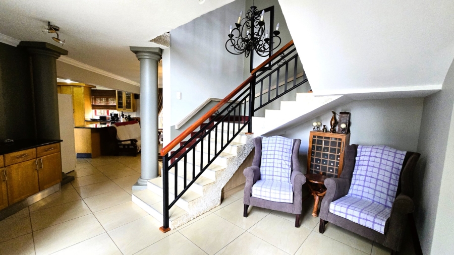 Commercial Property for Sale in Donkerhoek AH Gauteng