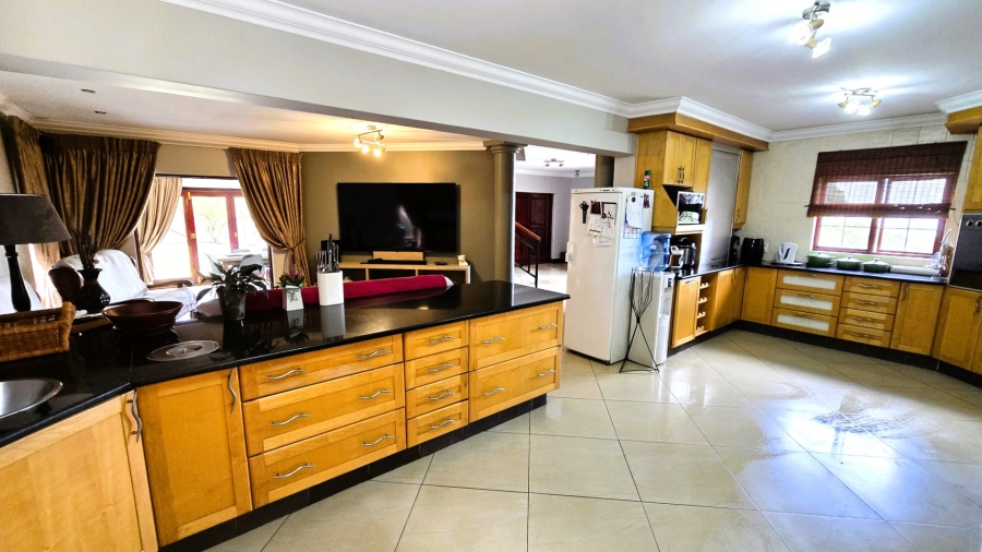 Commercial Property for Sale in Donkerhoek AH Gauteng