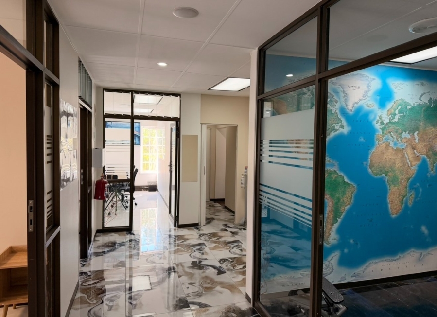 To Let Commercial Property for Rent in Randjespark Gauteng
