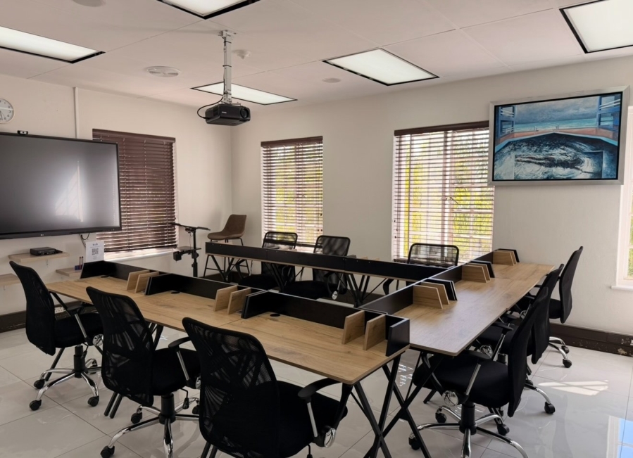 To Let Commercial Property for Rent in Randjespark Gauteng