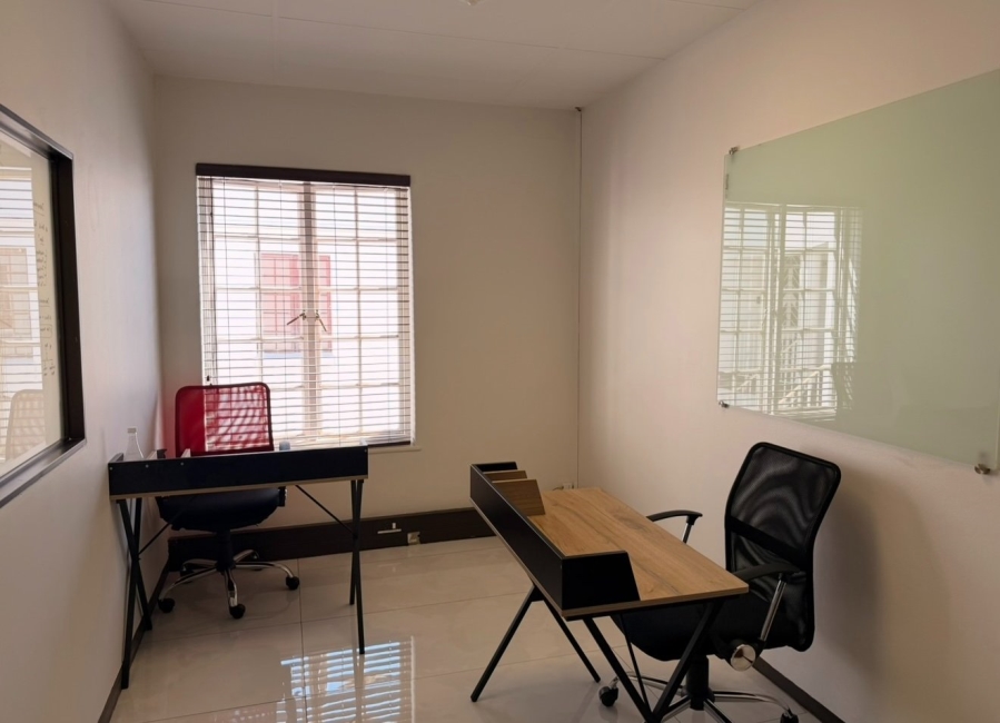 To Let Commercial Property for Rent in Randjespark Gauteng
