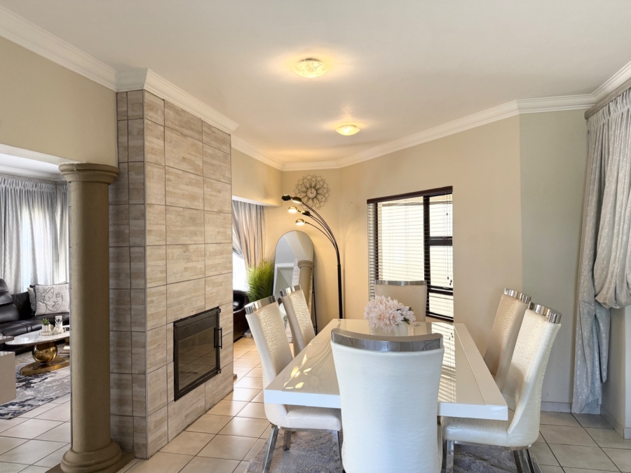 3 Bedroom Property for Sale in Vorna Valley Gauteng