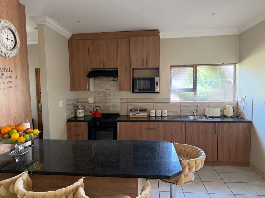 3 Bedroom Property for Sale in Vorna Valley Gauteng