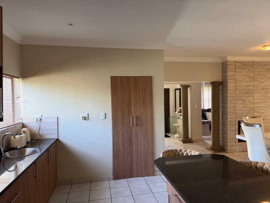 3 Bedroom Property for Sale in Vorna Valley Gauteng