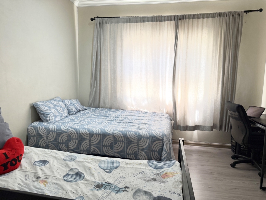 3 Bedroom Property for Sale in Vorna Valley Gauteng