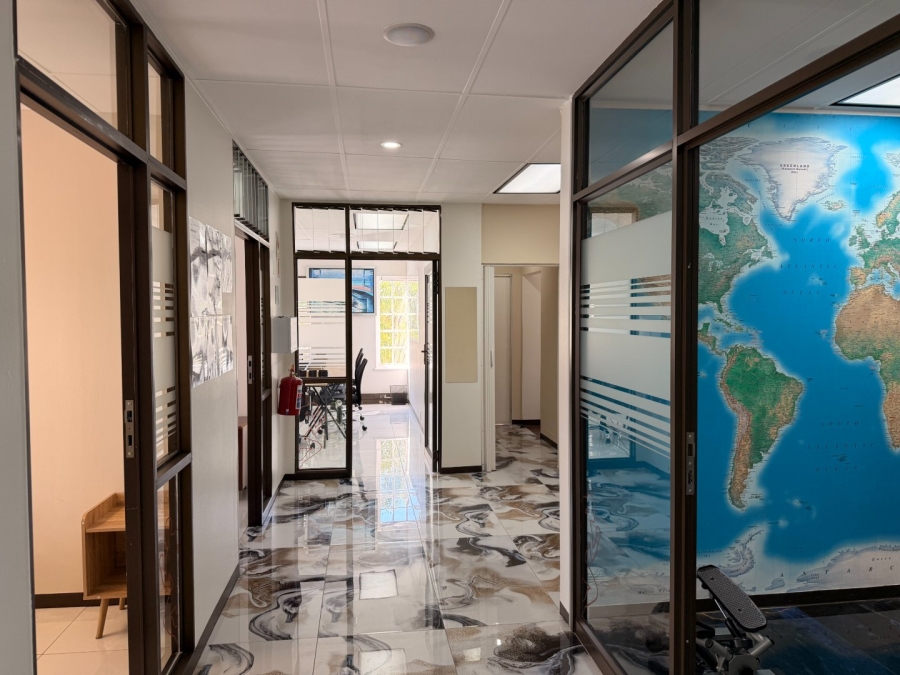 To Let Commercial Property for Rent in Randjespark Gauteng