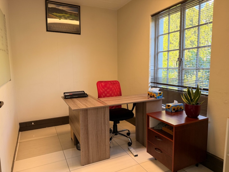 To Let Commercial Property for Rent in Randjespark Gauteng