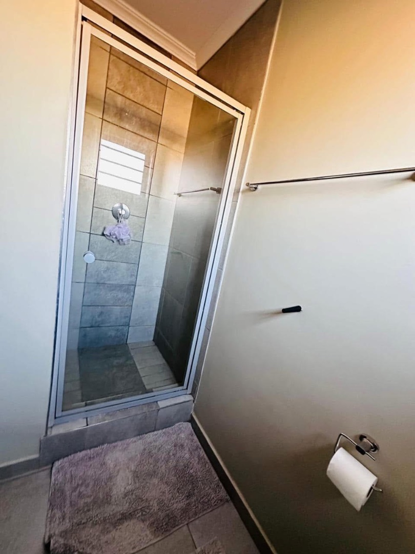 4 Bedroom Property for Sale in Lotus Gardens Gauteng