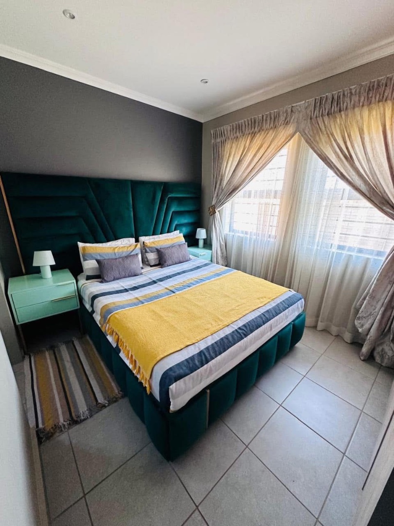 4 Bedroom Property for Sale in Lotus Gardens Gauteng