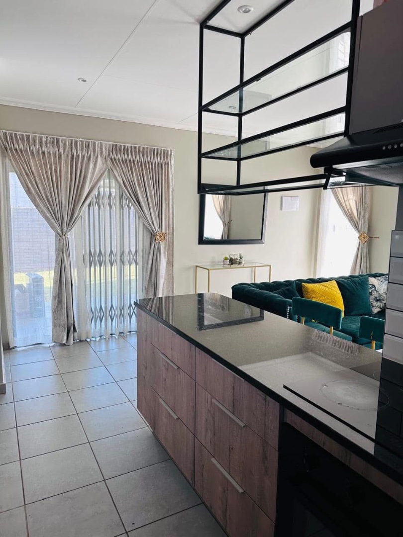 4 Bedroom Property for Sale in Lotus Gardens Gauteng