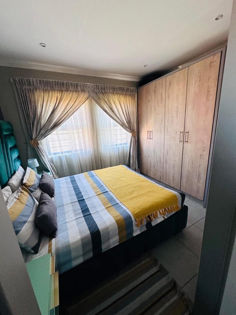 4 Bedroom Property for Sale in Lotus Gardens Gauteng